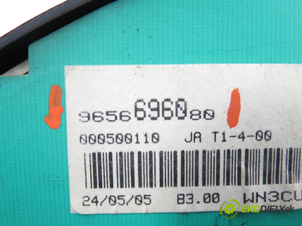 PEUGEOT PARTNER Skrzynia (5_, G_) FURGON 2005 51,00 1.9 D - WJY (DW8B) 1868,00 Prístrojovka elektrický 9656696080