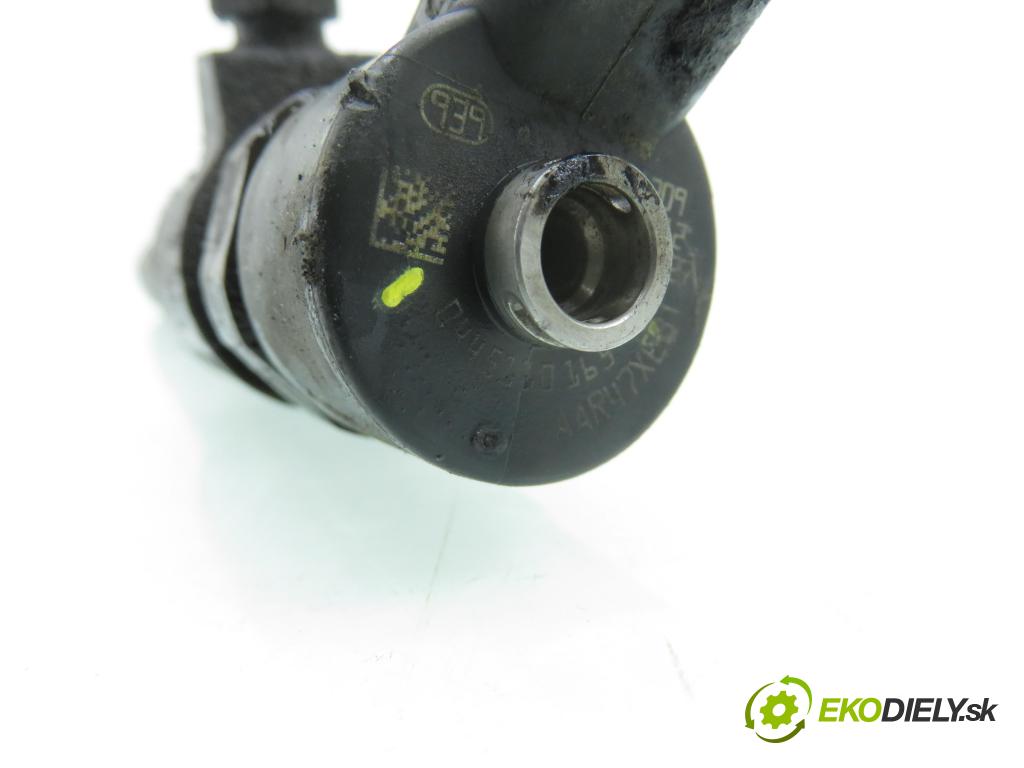 OPEL ZAFIRA B (A05) MINIVAN 2005 88,00 1.9 CDTI 8V 120 - Z 19 DT 1910,00 vstrekovač 0445110165 (Vstrekovač paliva)