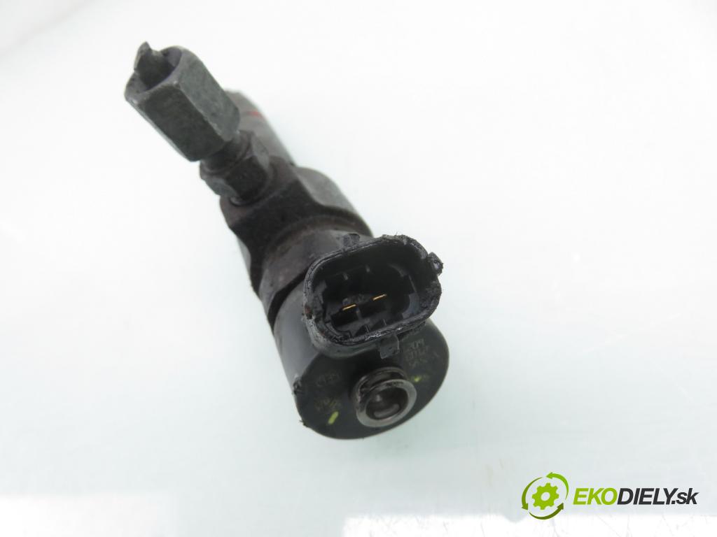 OPEL ZAFIRA B (A05) MINIVAN 2005 88,00 1.9 CDTI 8V 120 - Z 19 DT 1910,00 vstrekovač 0445110165 (Vstrekovač paliva)