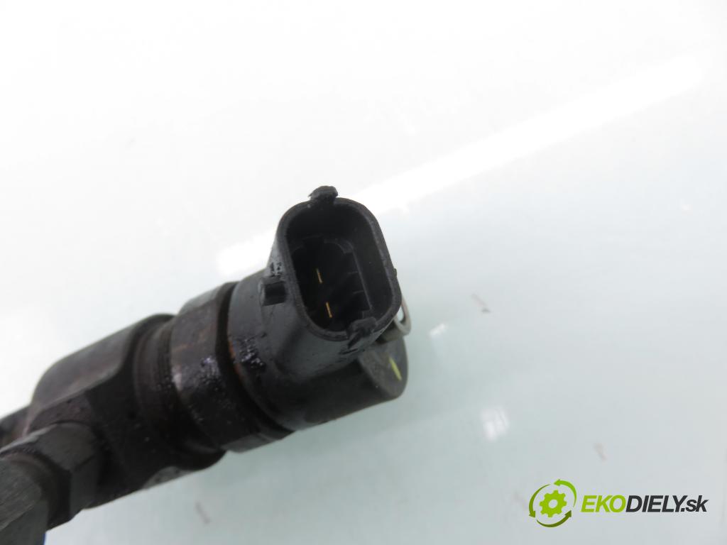 OPEL ZAFIRA B (A05) MINIVAN 2005 88,00 1.9 CDTI 8V 120 - Z 19 DT 1910,00 vstrekovač 0445110165 (Vstrekovač paliva)