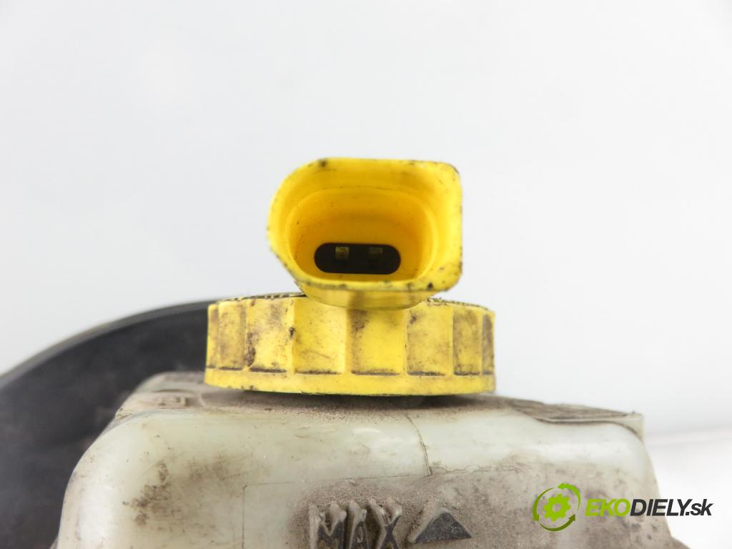 AUDI A3 (8L1) HB 2001 75,00 1.6 - AVU 1595,00 Posilovač 1J1614105R ; 03786206044 (Servočerpadlo)