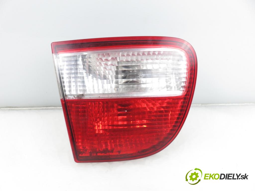 SEAT LEON (1M1) HB 2001 92,00 1.8 20V - AGN 1781,00 světlo levé zadní kufr 1M6945091B