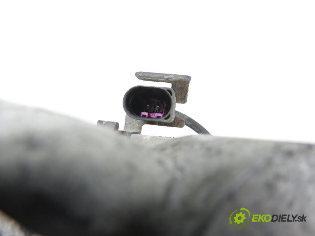 SKODA ROOMSTER (5J) HB 2010 51,00 1.4 TDI - BNM 1422,00 KOMPRESOR: klimatizace 6Q0820808F (Kompresor klimatizace)