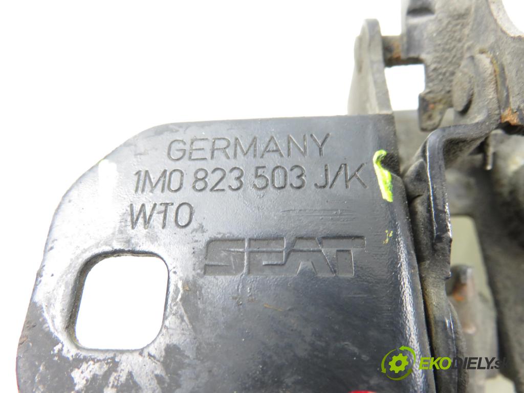SEAT LEON (1M1) HB 2001 92,00 1.8 20V - AGN 1781,00 zámok kapoty 1M0823503J ; 1M0823503K