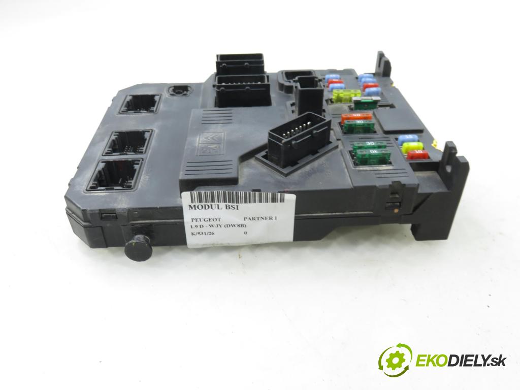 PEUGEOT PARTNER Skrzynia (5_, G_) FURGON 2005 51,00 1.9 D - WJY (DW8B) 1868,00 MODUL BSI S118085120E
