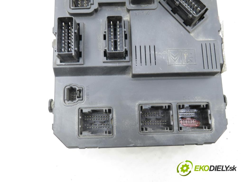 PEUGEOT PARTNER Skrzynia (5_, G_) FURGON 2005 51,00 1.9 D - WJY (DW8B) 1868,00 MODUL BSI S118085120E