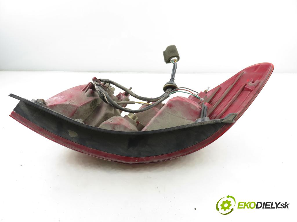 HYUNDAI i20 (PB, PBT) HB 2009 57,00 1.2 - G4LA 1248,00 Svetlo pravé zadné 924021J000