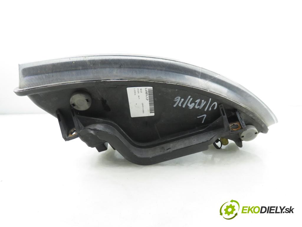 SEAT LEON (1M1) HB 2001 92,00 1.8 20V - AGN 1781,00 Svetlo LP 1M1941001D