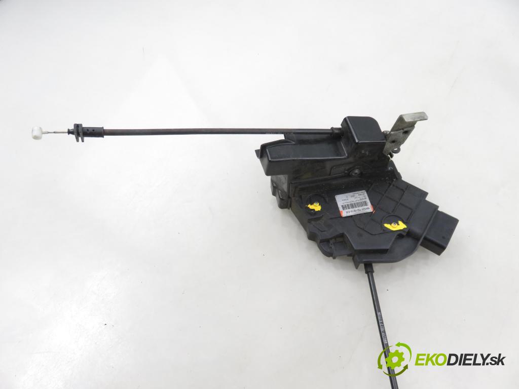 FORD S-MAX (WA6) MINIVAN 2007 92,00 1.8 TDCi 125 - QYWA 1753,00 zámok 6M2AR21813EB