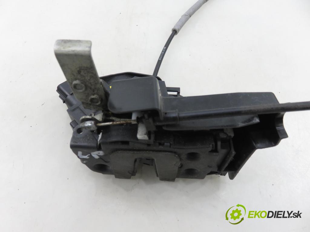 FORD S-MAX (WA6) MINIVAN 2007 92,00 1.8 TDCi 125 - QYWA 1753,00 zámok 6M2AR21813EB