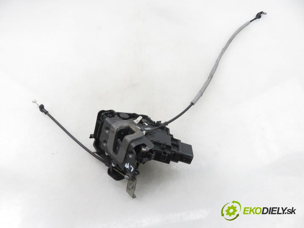 FORD S-MAX (WA6) MINIVAN 2007 92,00 1.8 TDCi 125 - QYWA 1753,00 zámok 6M2AR21813EB