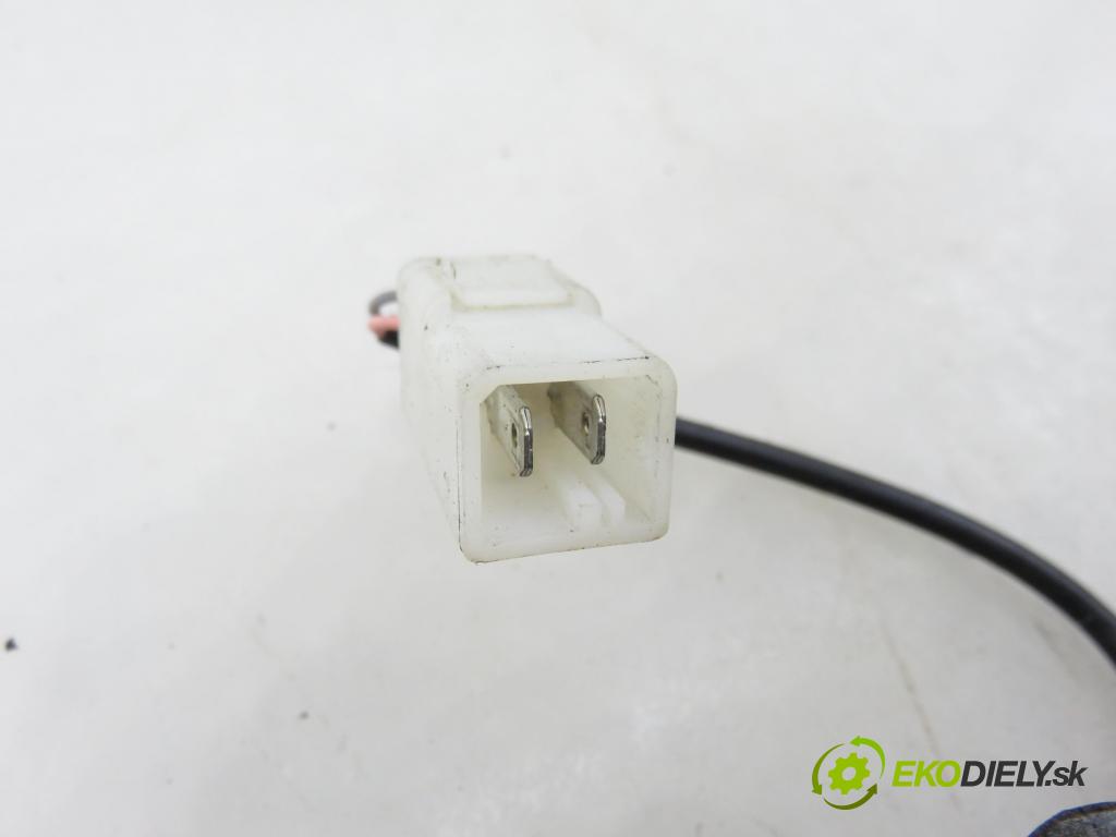 PEUGEOT PARTNER Skrzynia (5_, G_) FURGON 2005 51,00 1.9 D - WJY (DW8B) 1868,00 Držiak bezpečnostný LP 550622400A