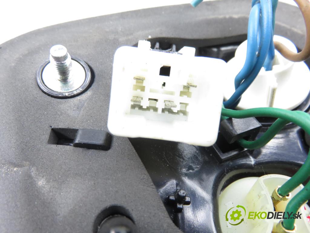 KIA RIO III (UB) HB 2012 55,00 1.1 CRDi - D3FA 1120,00 Svetlo ľavé zadné kufor 924031W2