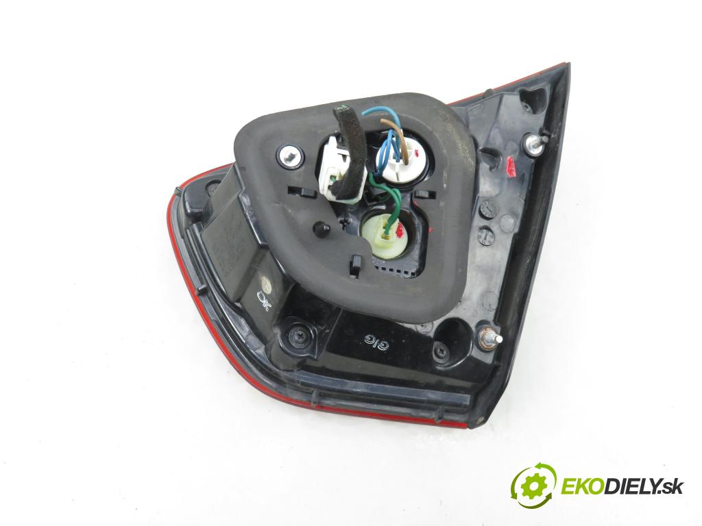 KIA RIO III (UB) HB 2012 55,00 1.1 CRDi - D3FA 1120,00 Svetlo ľavé zadné kufor 924031W2