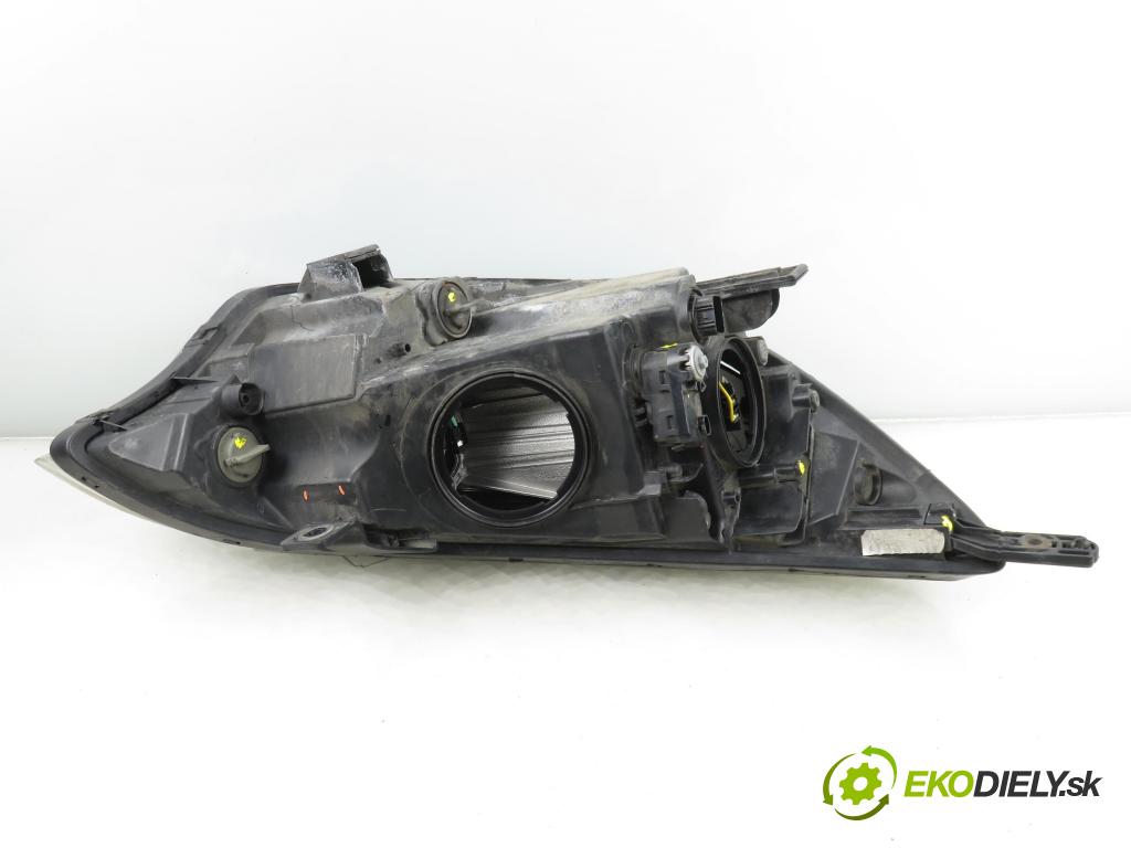 KIA RIO III (UB) HB 2012 55,00 1.1 CRDi - D3FA 1120,00 Svetlo LP 921011WXXX