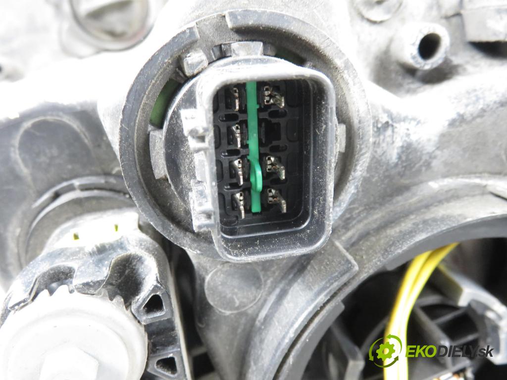 KIA RIO III (UB) HB 2012 55,00 1.1 CRDi - D3FA 1120,00 Svetlo LP 921011WXXX