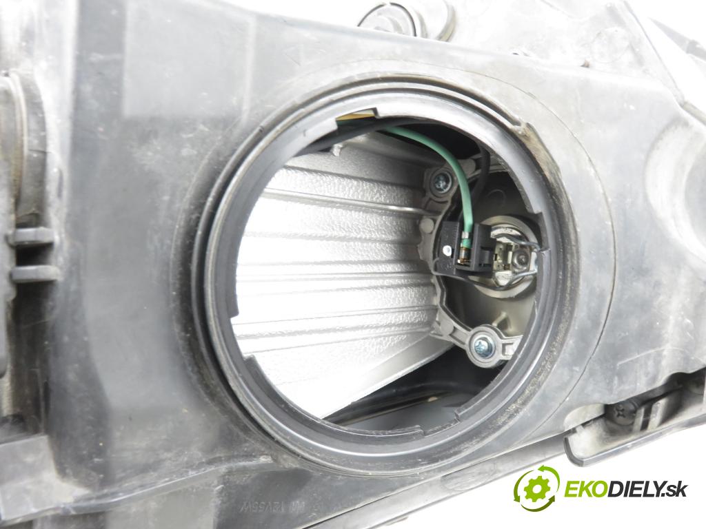 KIA RIO III (UB) HB 2012 55,00 1.1 CRDi - D3FA 1120,00 Svetlo PP 921021WXXX