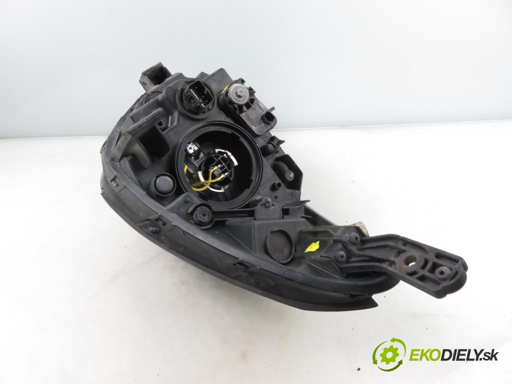 KIA RIO III (UB) HB 2012 55,00 1.1 CRDi - D3FA 1120,00 Svetlo PP 921021WXXX