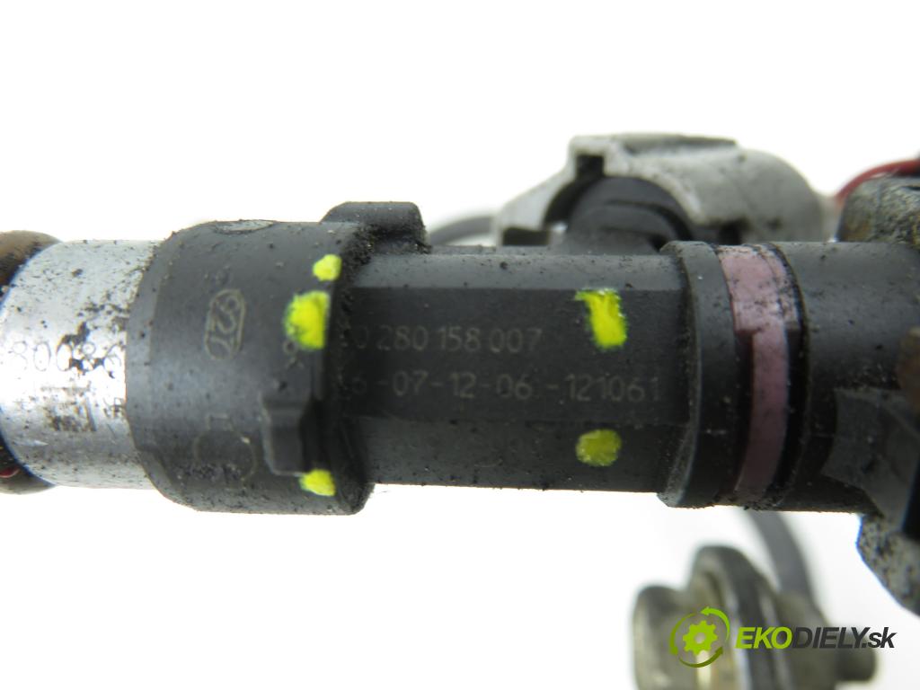 NISSAN PATHFINDER III (R51) TERENOWY 2007 198,00 4.0 4WD 269 - VQ40DE 3954,00 Lišta vstrekovacia 0280158007 ; 166007S000 (Vstrekovacia lišta)