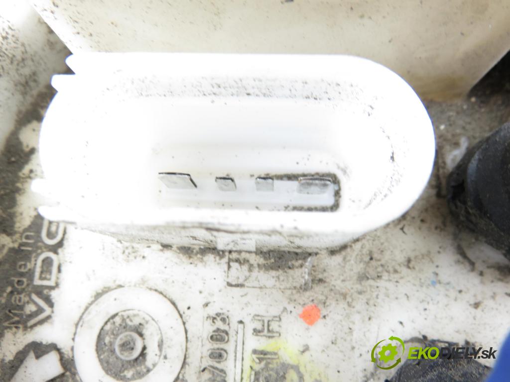 VW GOLF IV (1J1) HB 2002 77,00 1.6 16V 105 - AZD 1598,00 Pumpa paliva 1J0919051H