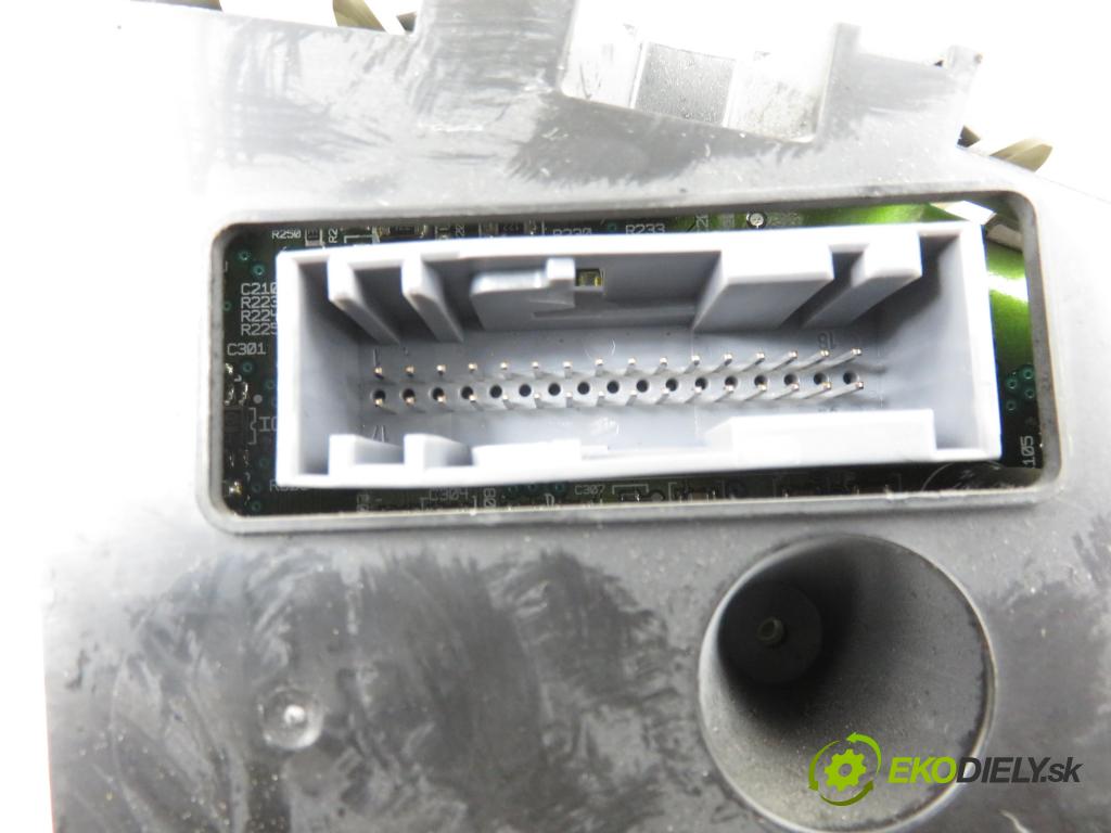 FORD S-MAX (WA6) MINIVAN 2007 92,00 1.8 TDCi 125 - QYWA 1753,00 Prístrojovka elektrický 6M2T10849GL