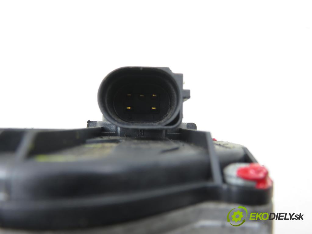 VW PASSAT B6 (3C2) SEDAN 2005 110,00 2.0 FSI - BLR 1984,00 VENTIL EGR A2C53082890