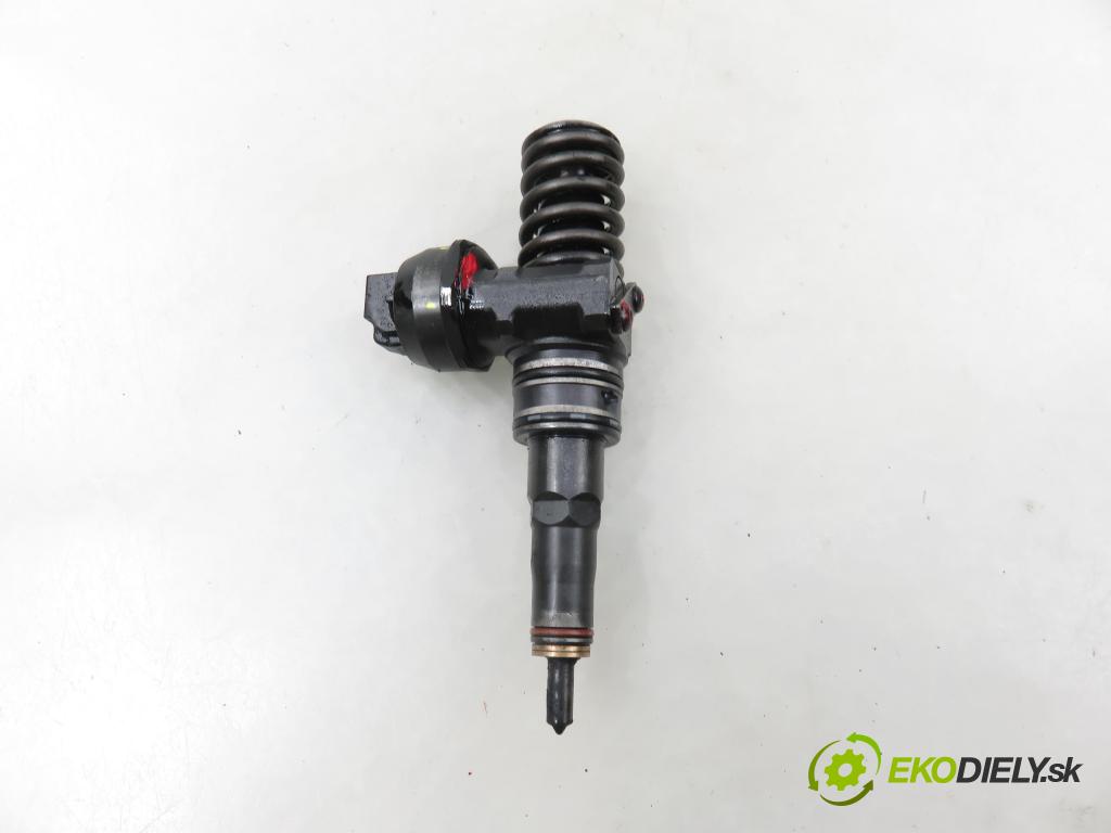 SEAT IBIZA III (6L1) HB 2003 74,00 1.9 TDI - ATD 1896,00 Vstrekovač 038130073AJ ; 0414720037 (Vstrekovač paliva)
