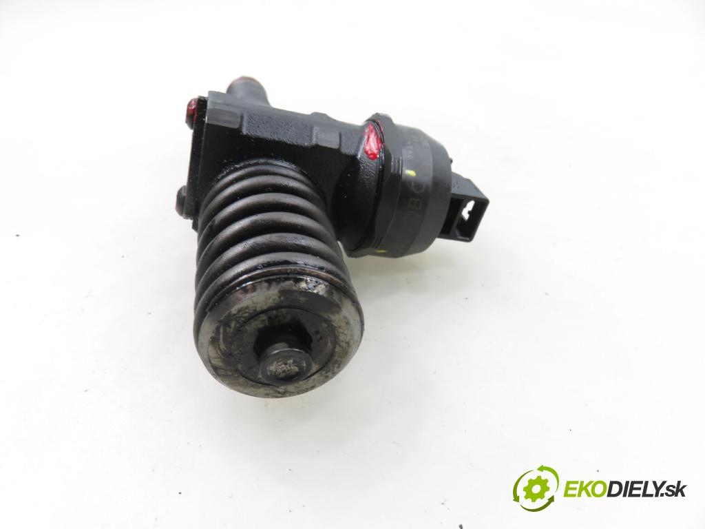 SEAT IBIZA III (6L1) HB 2003 74,00 1.9 TDI - ATD 1896,00 Vstrekovač 038130073AJ ; 0414720037 (Vstrekovač paliva)