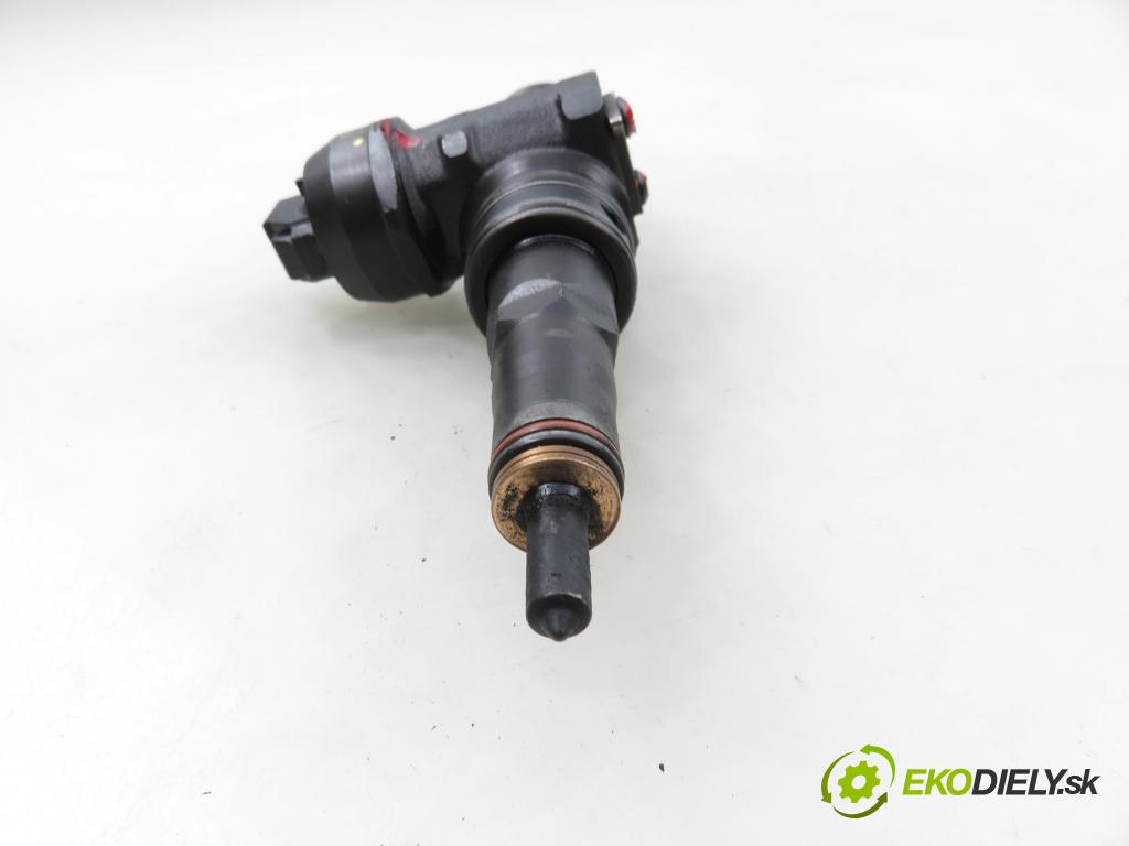 SKODA FABIA I Combi (6Y5) KOMBI 2003 74,00 1.9 TDI - ATD 1896,00 vstříkovač 038130073AJ ; 0414720037 (Vstřikovač paliva)