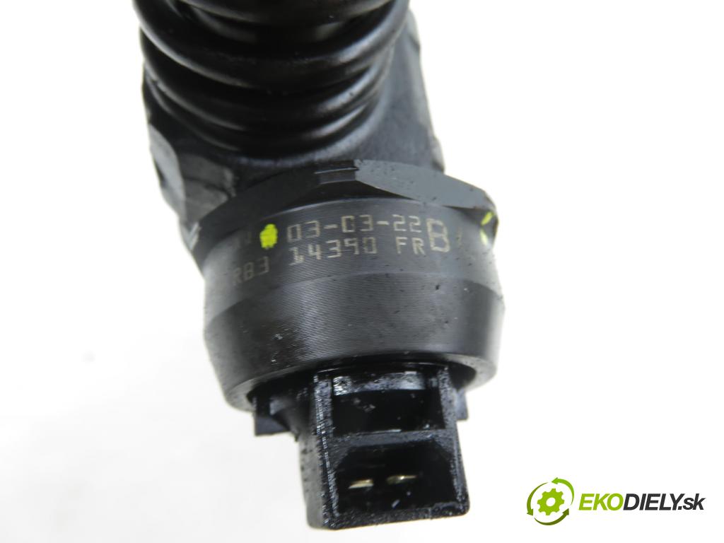 SKODA FABIA I Combi (6Y5) KOMBI 2003 74,00 1.9 TDI - ATD 1896,00 vstříkovač 038130073AJ ; 0414720037 (Vstřikovač paliva)