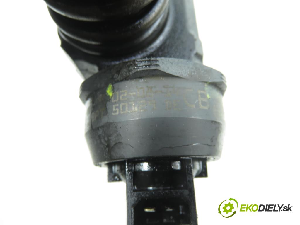 AUDI A4 (8E2, B6) SEDAN 2002 96,00 1.9 TDI PD 130 - AWX 1896,00 vstříkovač 038130073AR ; 0414720214 (Vstřikovač paliva)