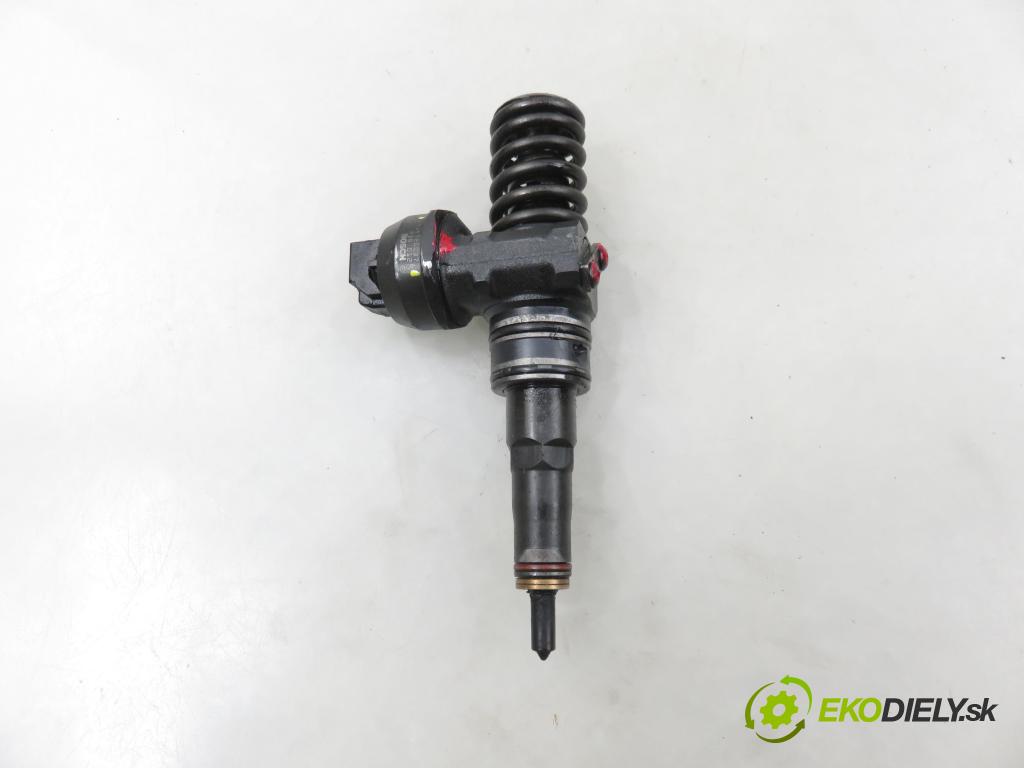 SKODA FABIA I Combi (6Y5) KOMBI 2003 74,00 1.9 TDI - ATD 1896,00 Vstrekovač 038130073AJ ; 0414720037 (Vstrekovač paliva)