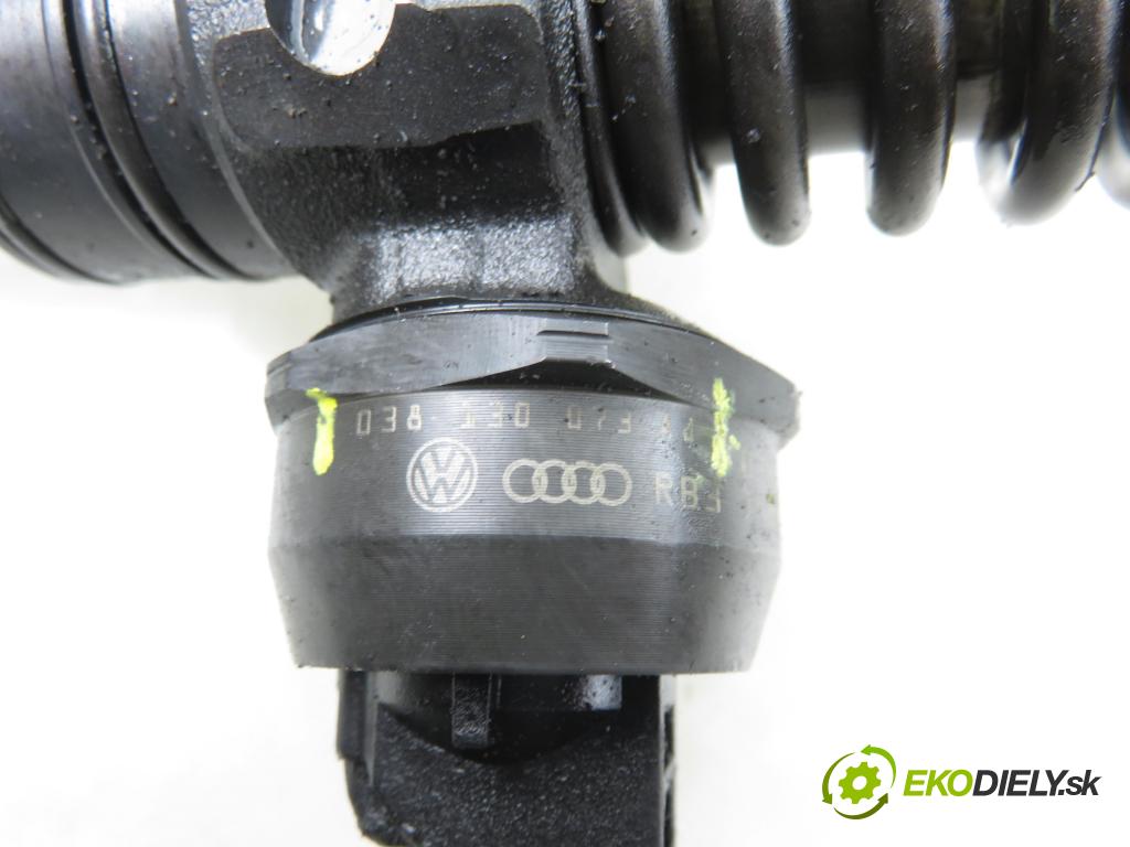 SKODA FABIA I Combi (6Y5) KOMBI 2003 74,00 1.9 TDI - ATD 1896,00 Vstrekovač 038130073AJ ; 0414720037 (Vstrekovač paliva)