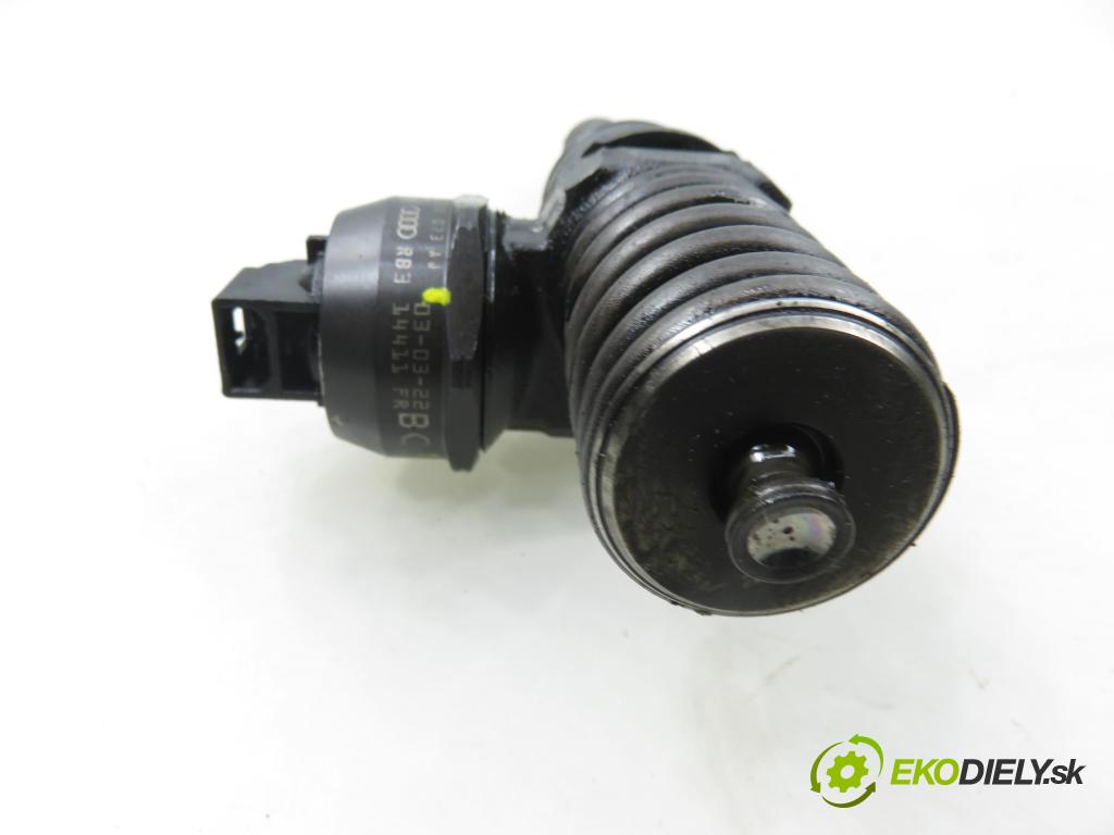 SKODA FABIA I Combi (6Y5) KOMBI 2003 74,00 1.9 TDI - ATD 1896,00 vstříkovač 038130073AJ ; 0414720037 (Vstřikovač paliva)