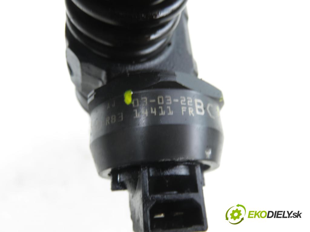 SKODA FABIA I Combi (6Y5) KOMBI 2003 74,00 1.9 TDI - ATD 1896,00 vstříkovač 038130073AJ ; 0414720037 (Vstřikovač paliva)