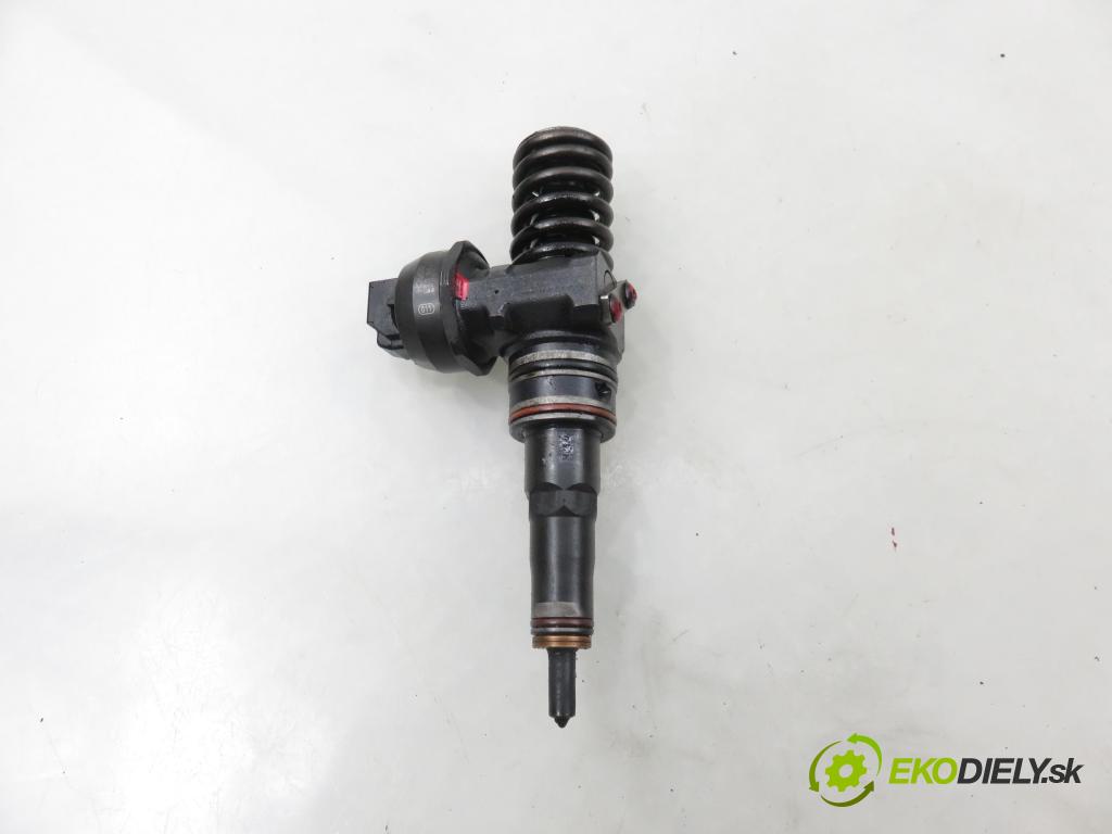 AUDI A4 (8E2, B6) SEDAN 2002 96,00 1.9 TDI PD 130 - AWX 1896,00 vstříkovač 038130073AR ; 0414720214 (Vstřikovač paliva)