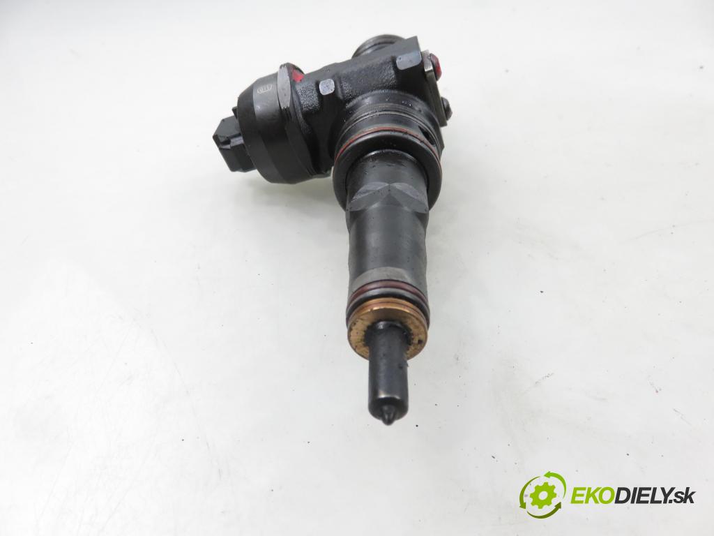 AUDI A4 (8E2, B6) SEDAN 2002 96,00 1.9 TDI PD 130 - AWX 1896,00 vstříkovač 038130073AR ; 0414720214 (Vstřikovač paliva)