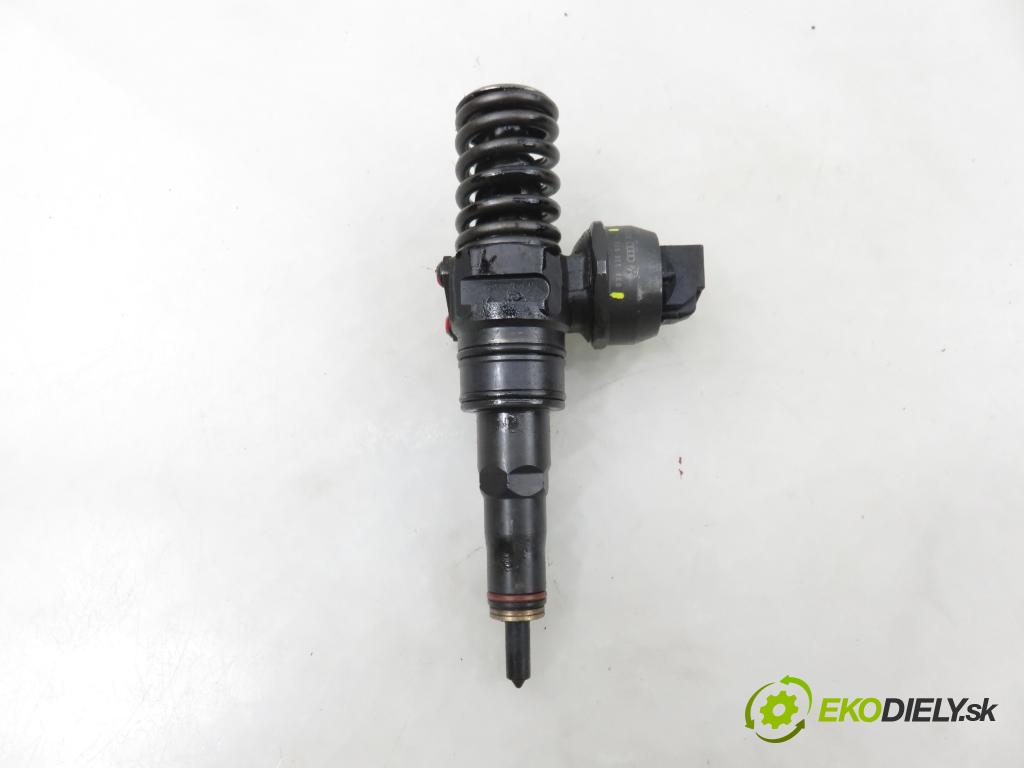SEAT IBIZA III (6L1) HB 2003 74,00 1.9 TDI - ATD 1896,00 vstříkovač 038130073AJ ; 0414720037 (Vstřikovač paliva)