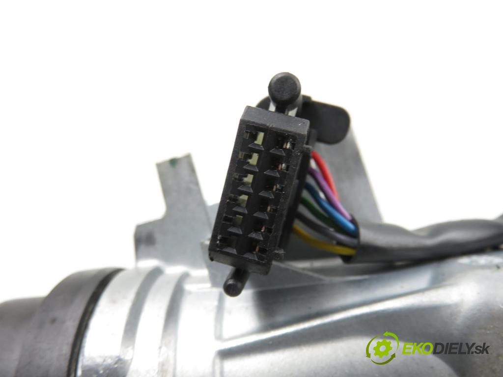 VW TIGUAN (5N_) SUV 2008 103,00 2.0 TDI 4motion - CBAB 1968,00 spinačka / zámky 1K0905851B