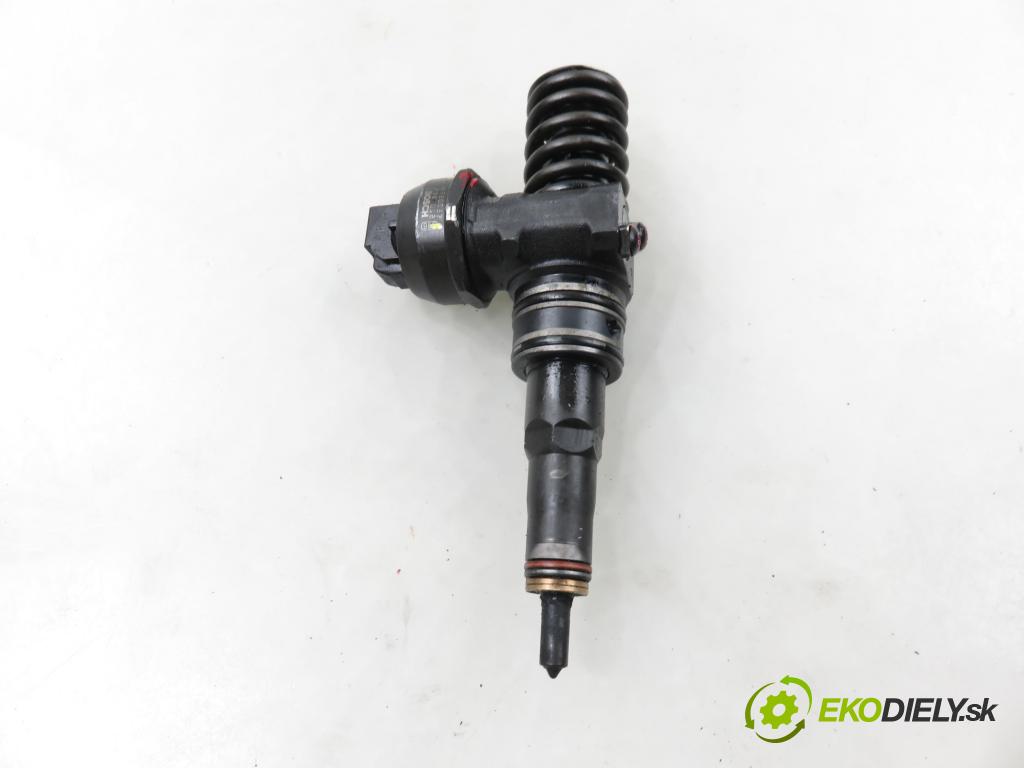 SKODA FABIA I Combi (6Y5) KOMBI 2003 74,00 1.9 TDI - ATD 1896,00 Vstrekovač 038130073AJ ; 0414720037 (Vstrekovač paliva)