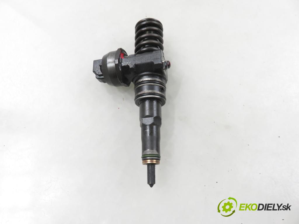 AUDI A3 (8P1) HB 2003 77,00 1.9 TDI PD 105 - BKC 1896,00 Vstrekovač 038130073AG ; 0414720215 (Vstrekovač paliva)