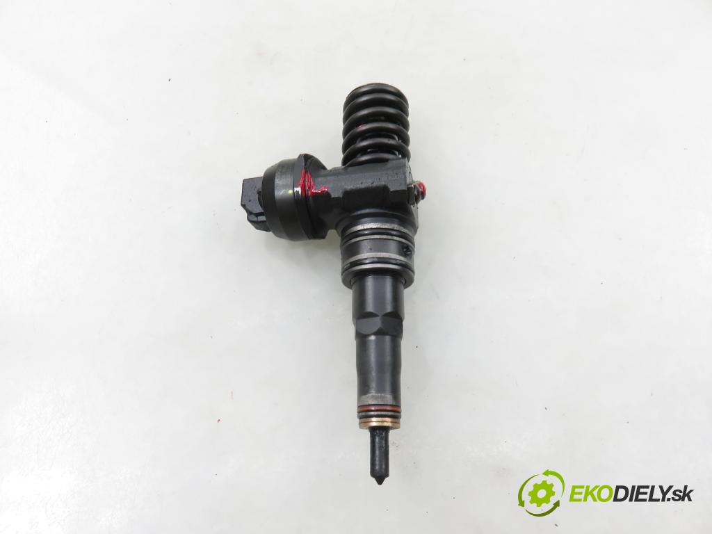 SEAT IBIZA III (6L1) HB 2003 74,00 1.9 TDI - ATD 1896,00 Vstrekovač 038130073AJ ; 0414720037 (Vstrekovač paliva)