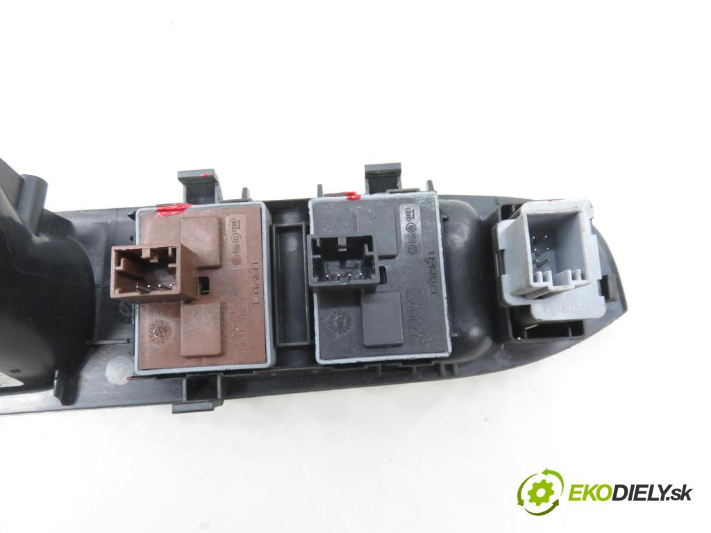 SEAT IBIZA III (6L1) HB 2005 47,00 1.2 12V - AZQ 1198,00 Panel ovládaní oken 6L1867171E