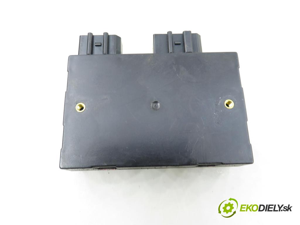 VW BORA (1J2) SEDAN 1999 66,00 1.9 TDI 90 - ALH 1896,00 MODUL komfortu 1J0959799AH ; 5DK00795451