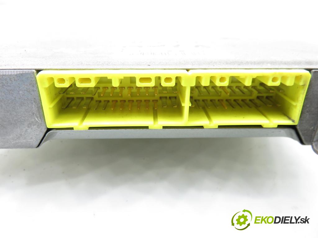 MAZDA 323 C IV (BG) HB 1993 49,00 1.3 - B3E 1324,00 Riadiaca jednotka Motor 0797004100