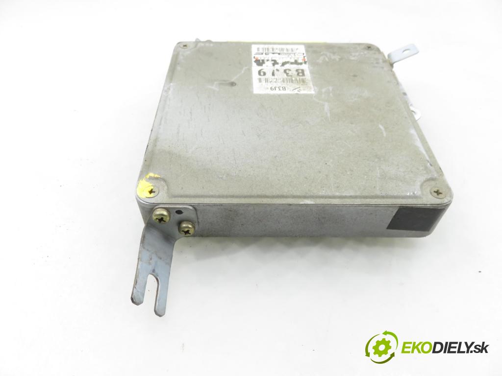 MAZDA 323 C IV (BG) HB 1993 49,00 1.3 - B3E 1324,00 Riadiaca jednotka Motor 0797004100