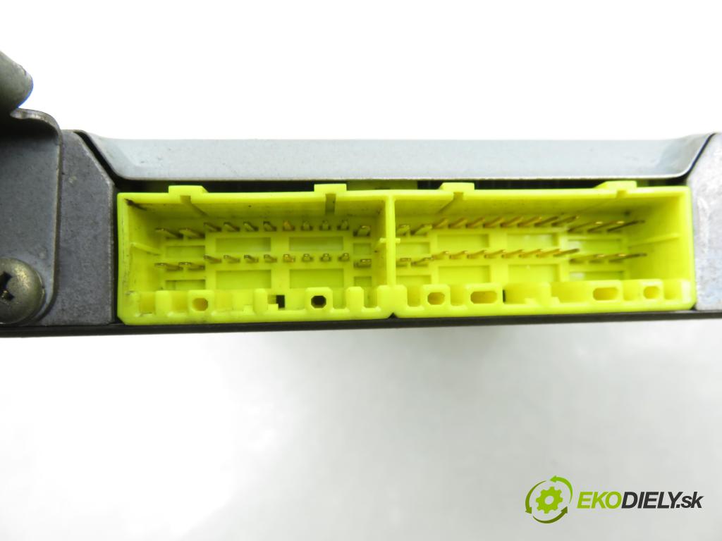 MAZDA 323 C IV (BG) HB 1993 49,00 1.3 - B3E 1324,00 Riadiaca jednotka Motor 0797004100