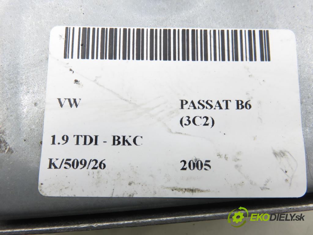 VW PASSAT B6 (3C2) SEDAN 2005 77,00 1.9 TDI PD 105 - BKC 1896,00 Riadiaca jednotka brzdy MANUÁLNY: 3C0907801B