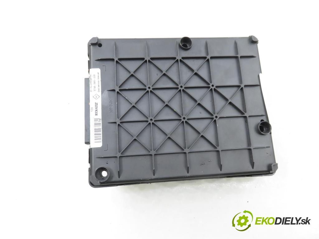 RENAULT SCENIC I (JA0/1_) MINIVAN 2002 75,00 1.9 dCi 102 - F9Q 732 1870,00 MODUL BSI 8200029342B ; S108502610G