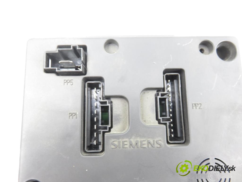 RENAULT SCENIC I (JA0/1_) MINIVAN 2002 75,00 1.9 dCi 102 - F9Q 732 1870,00 MODUL BSI 8200029342B ; S108502610G